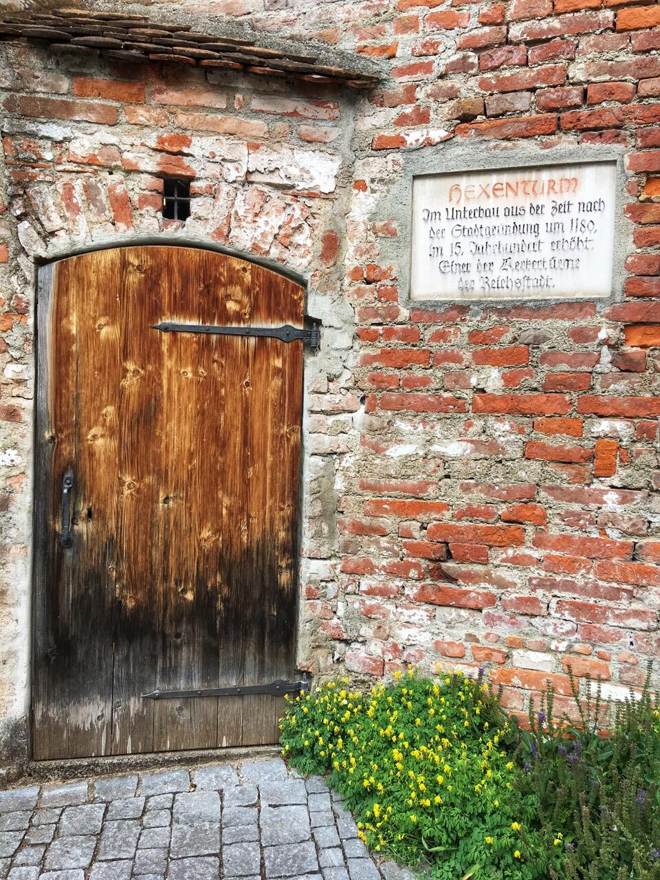 Bild ohne Beschreibung Bild ohne Beschreibung