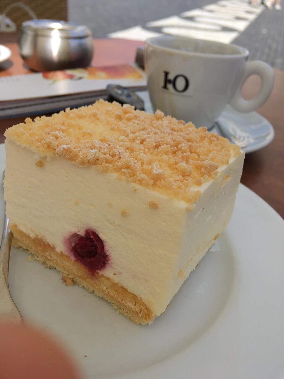 Bild ohne Beschreibung Bild ohne Beschreibung