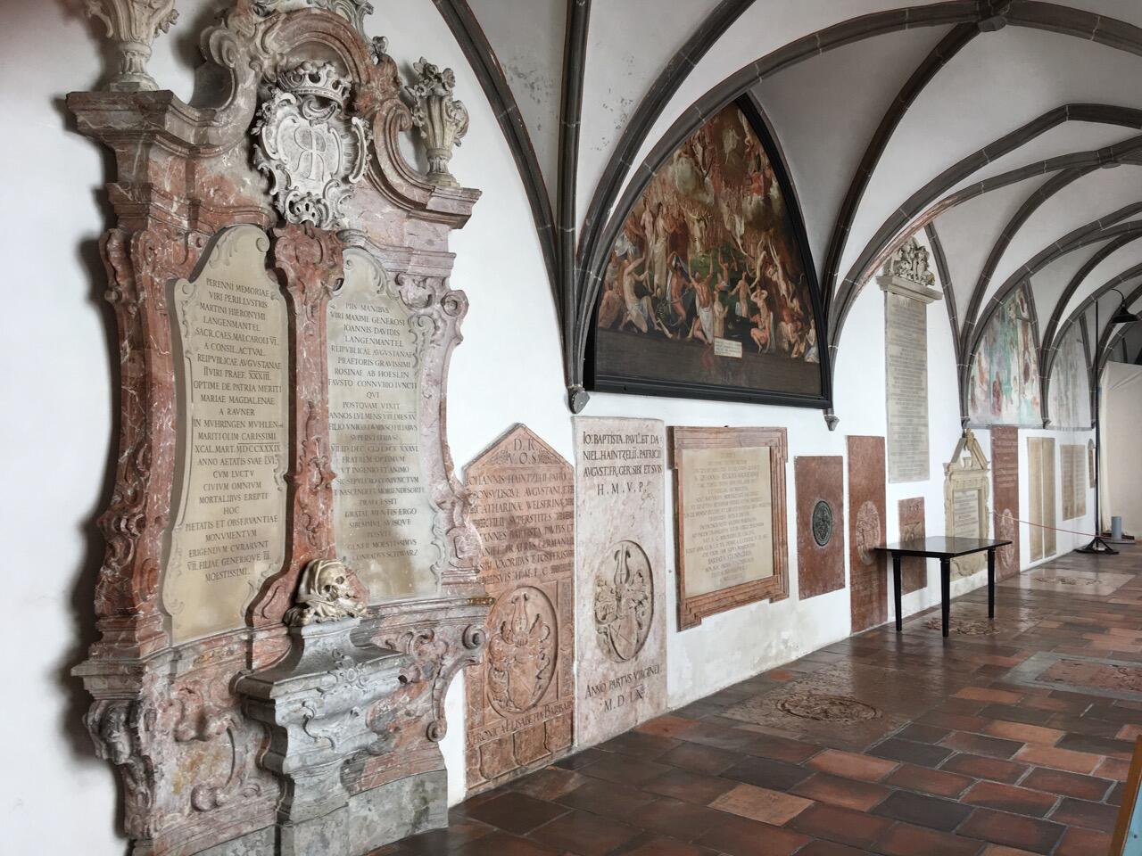 Bild ohne Beschreibung Bild ohne Beschreibung