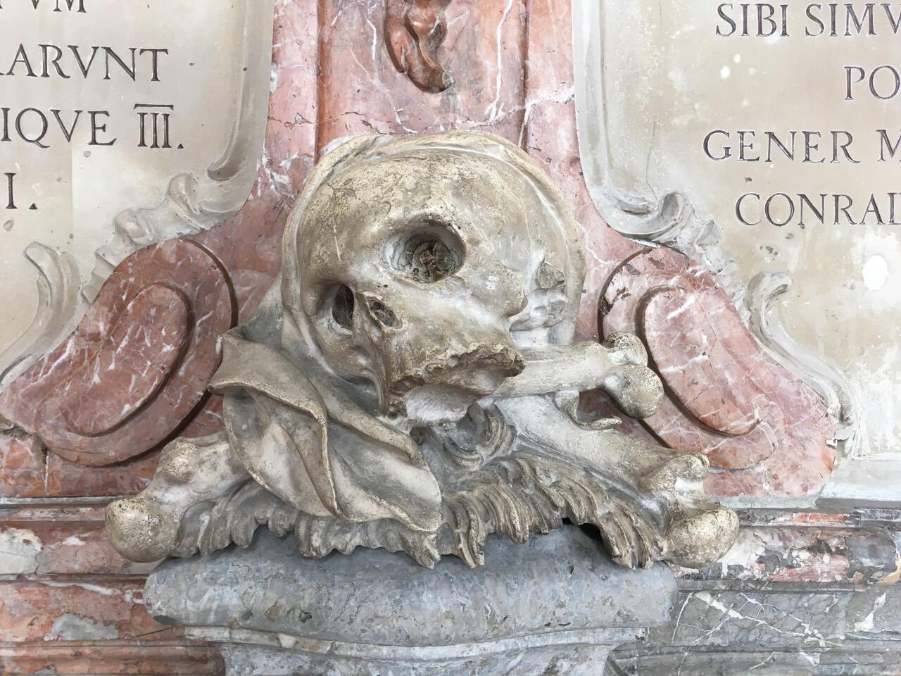 Bild ohne Beschreibung Bild ohne Beschreibung