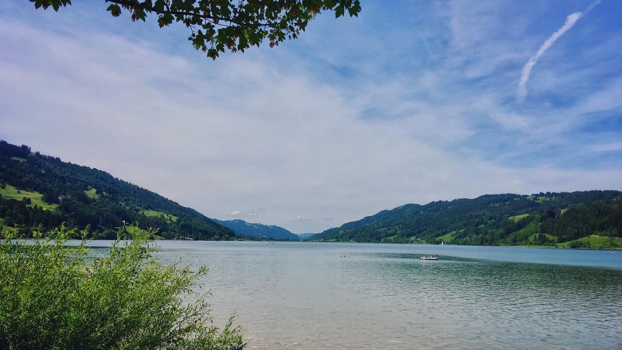 Bild ohne Beschreibung Bild ohne Beschreibung