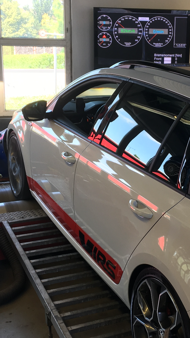 Bild ohne Beschreibung Bild ohne Beschreibung