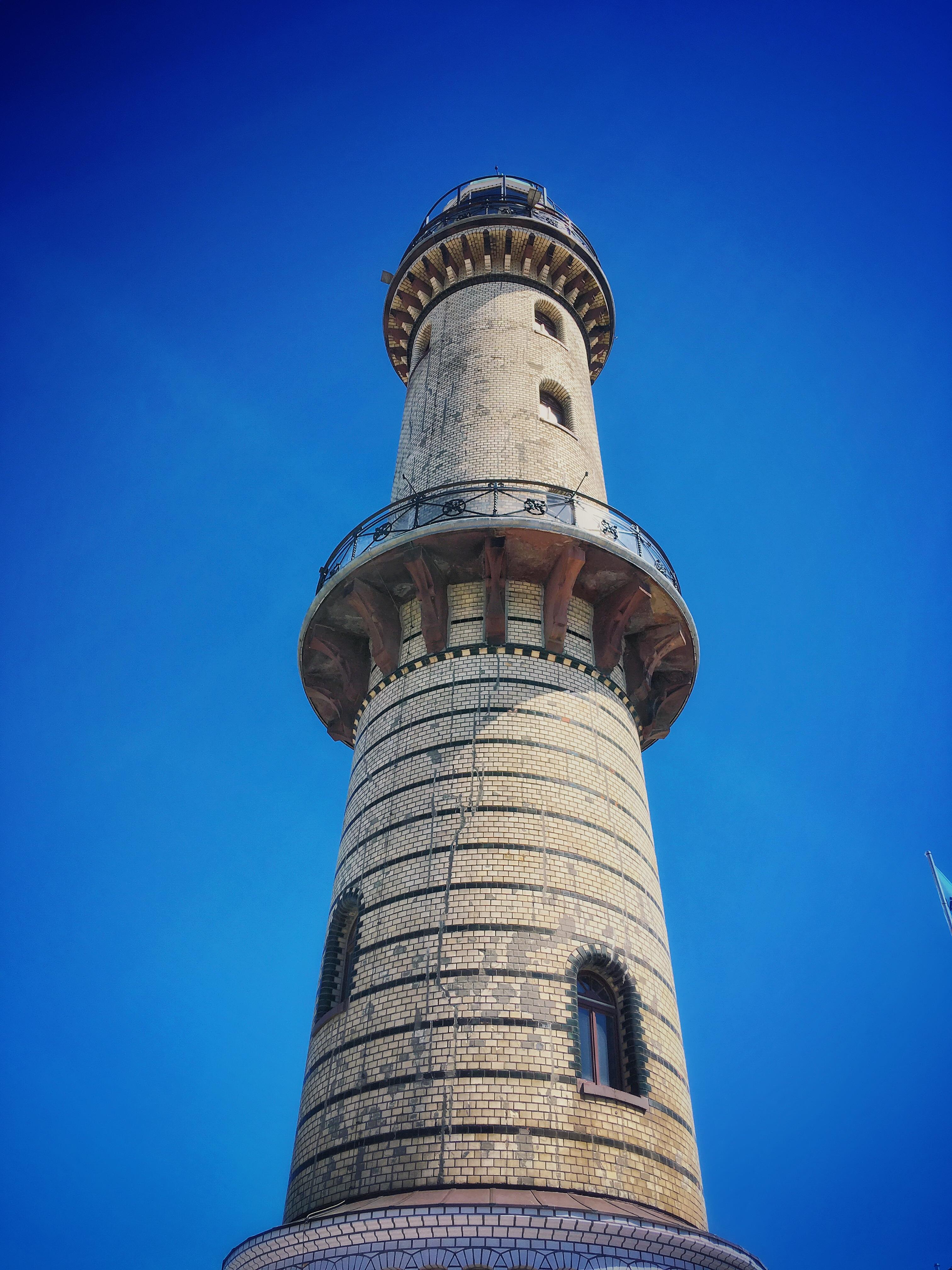 Bild ohne Beschreibung Bild ohne Beschreibung