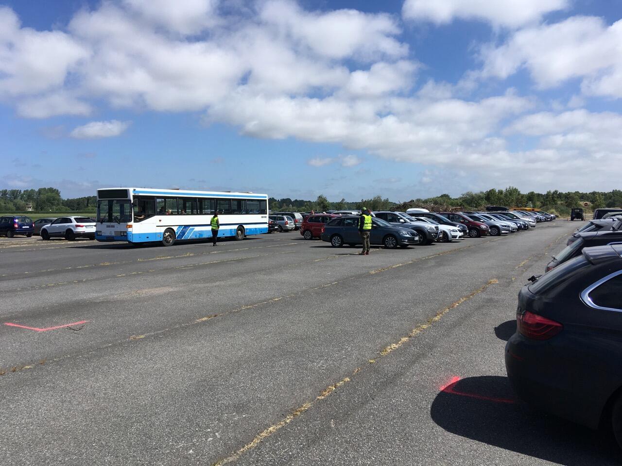 Bild ohne Beschreibung Bild ohne Beschreibung