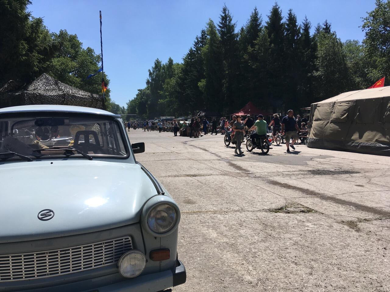 Bild ohne Beschreibung Bild ohne Beschreibung