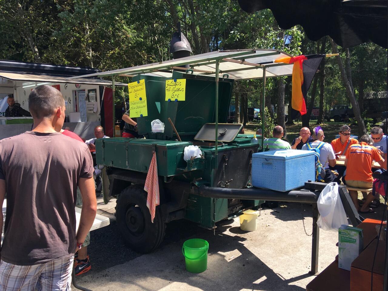 Bild ohne Beschreibung Bild ohne Beschreibung