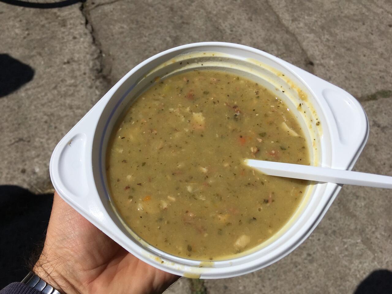 Bild ohne Beschreibung Bild ohne Beschreibung