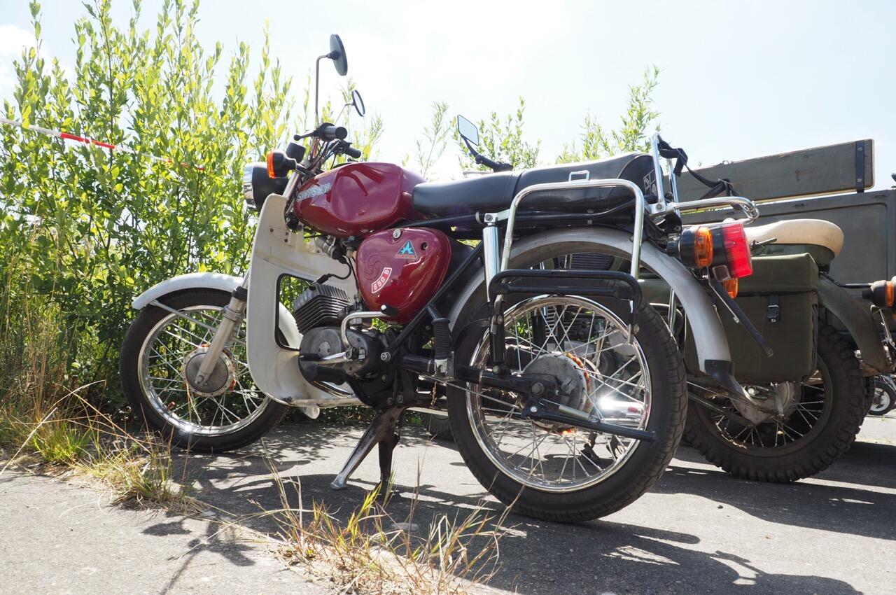 Bild ohne Beschreibung Bild ohne Beschreibung