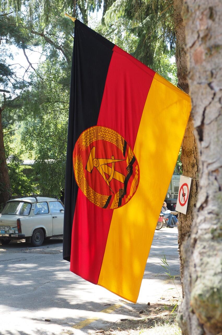 Bild ohne Beschreibung Bild ohne Beschreibung