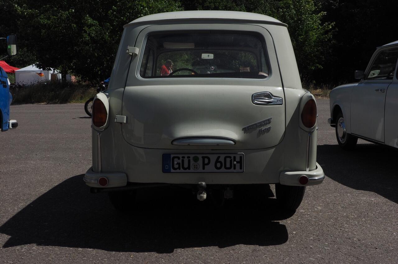 Bild ohne Beschreibung Bild ohne Beschreibung