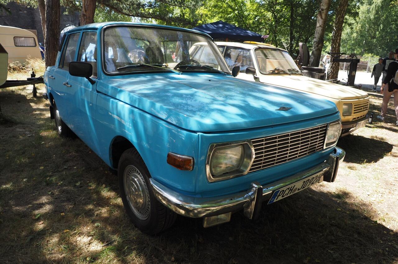 Bild ohne Beschreibung Bild ohne Beschreibung