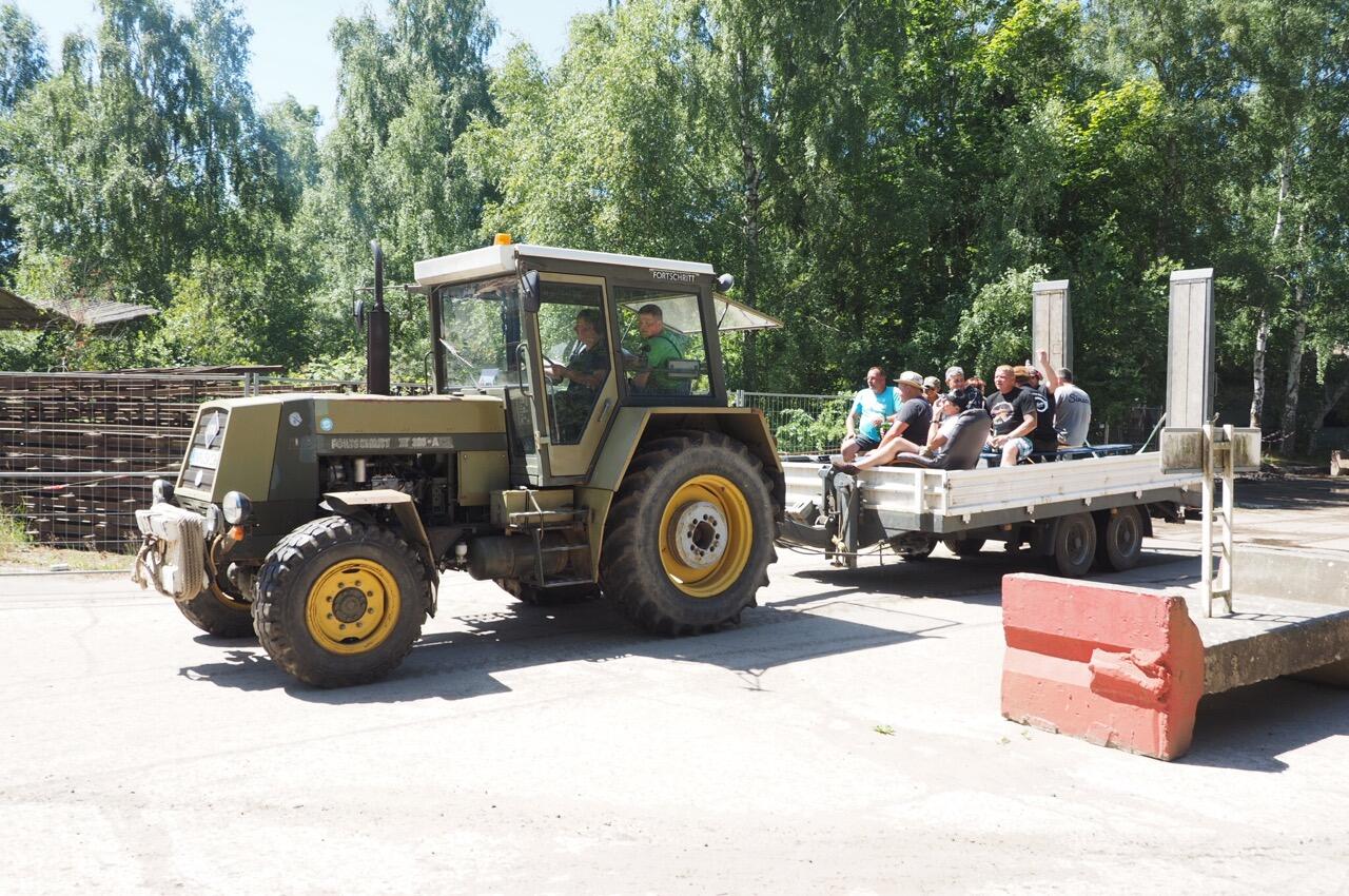 Bild ohne Beschreibung Bild ohne Beschreibung