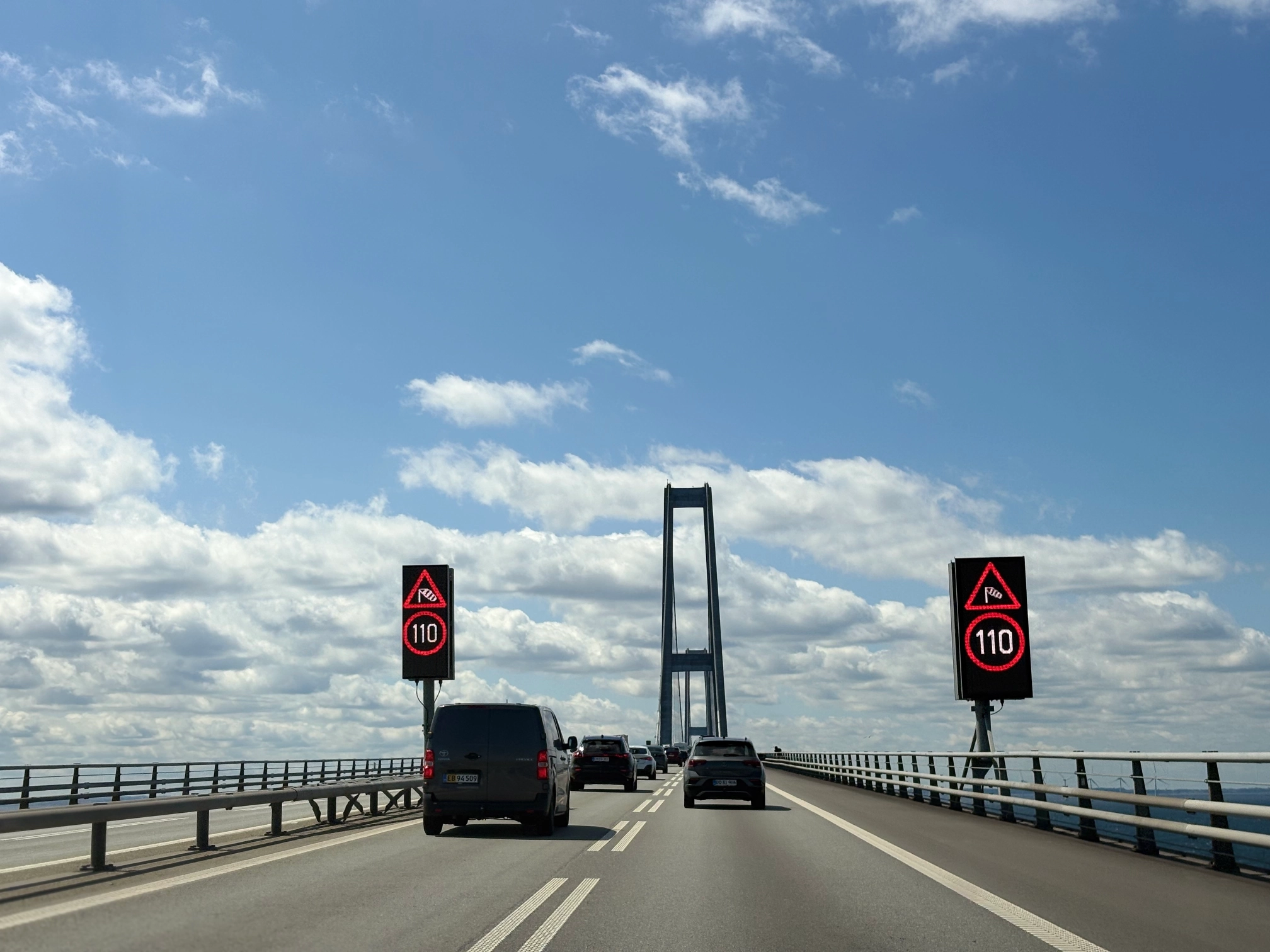 Bild ohne Beschreibung Bild ohne Beschreibung