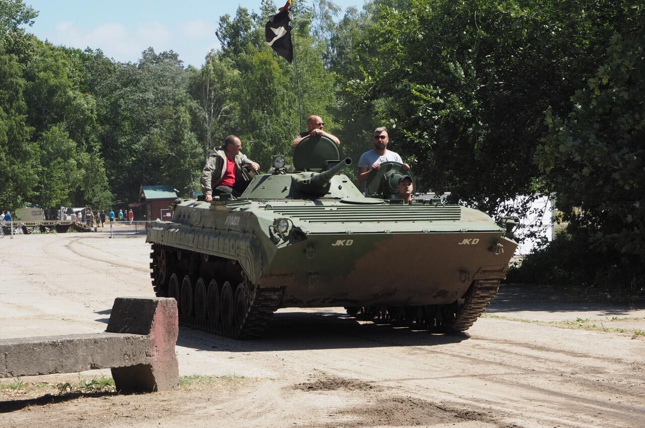 Bild ohne Beschreibung Bild ohne Beschreibung