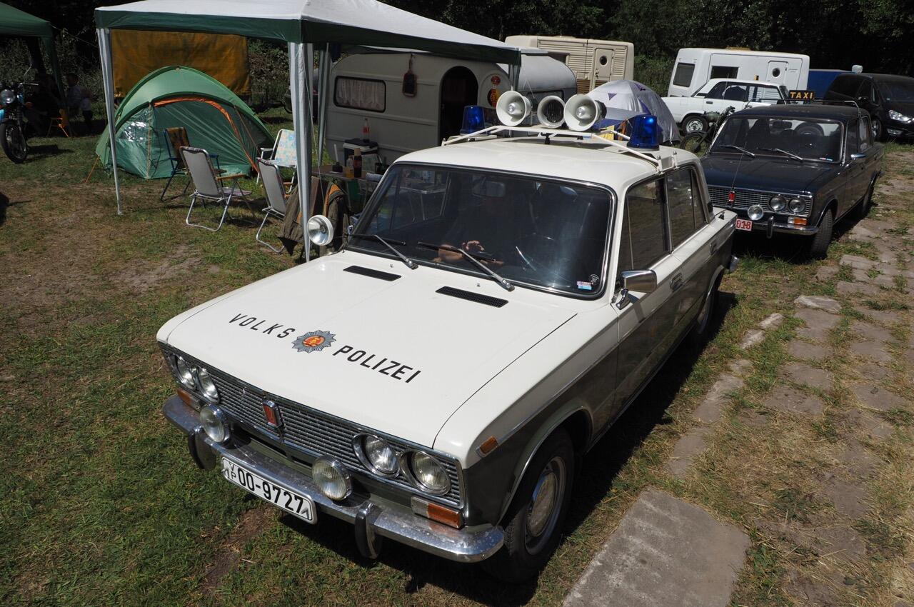 Bild ohne Beschreibung Bild ohne Beschreibung