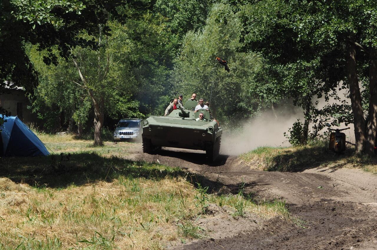 Bild ohne Beschreibung Bild ohne Beschreibung