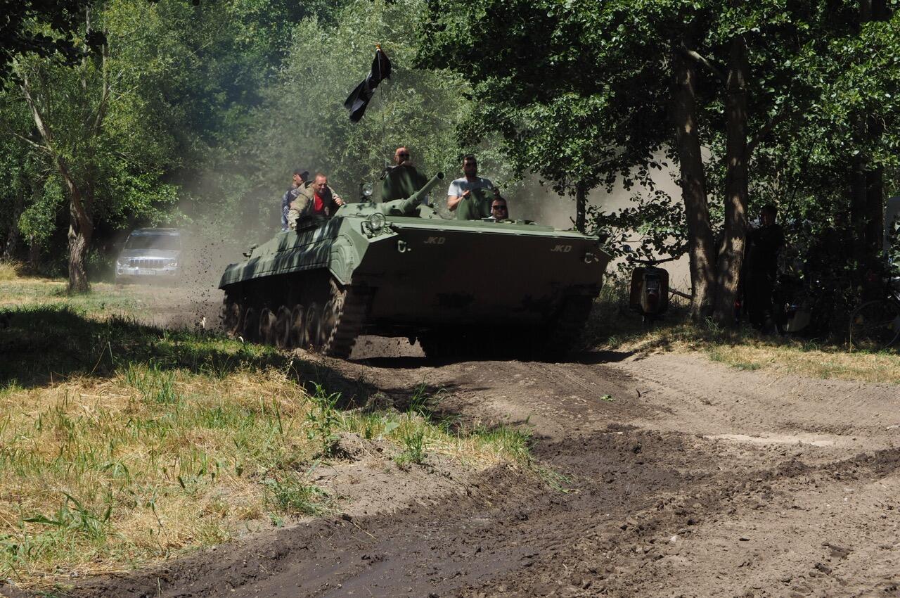 Bild ohne Beschreibung Bild ohne Beschreibung