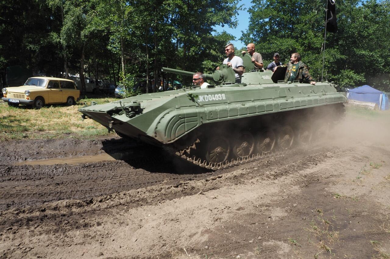 Bild ohne Beschreibung Bild ohne Beschreibung