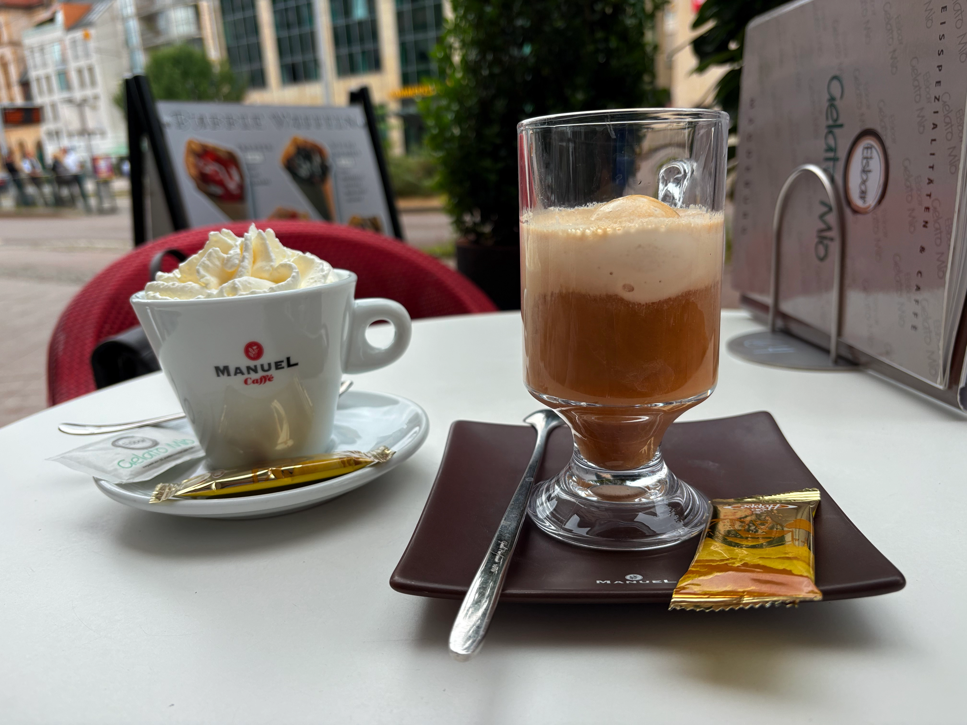 Bild ohne Beschreibung Bild ohne Beschreibung