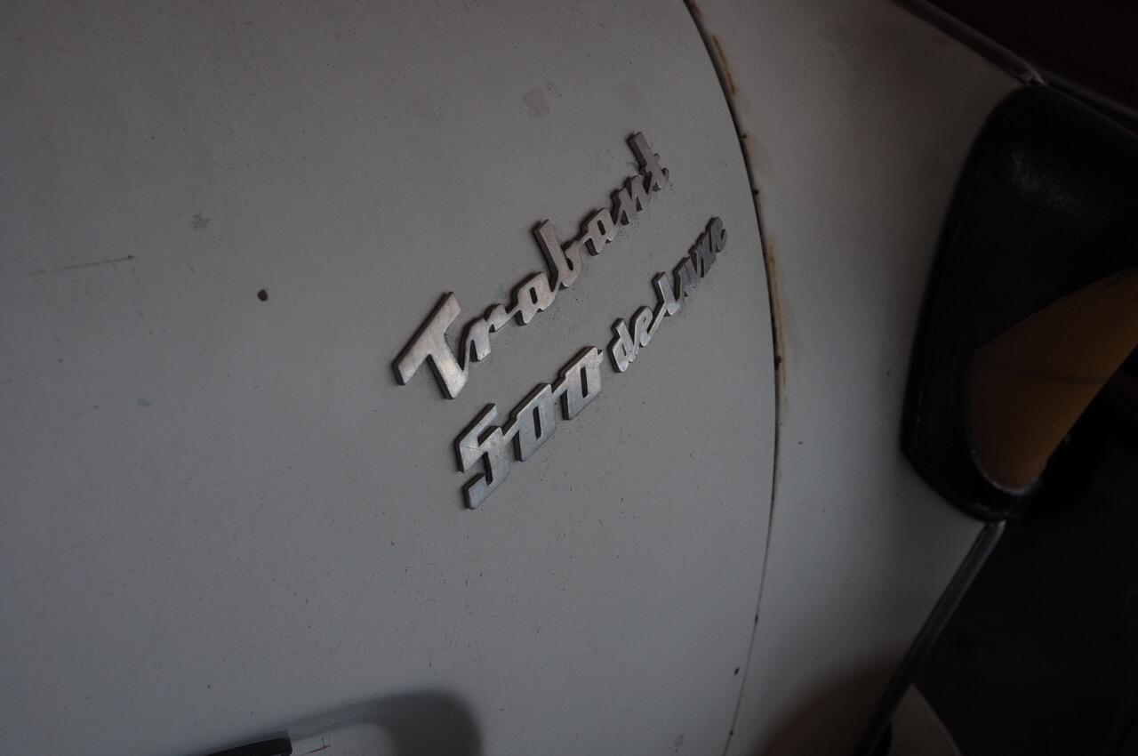 Bild ohne Beschreibung Bild ohne Beschreibung