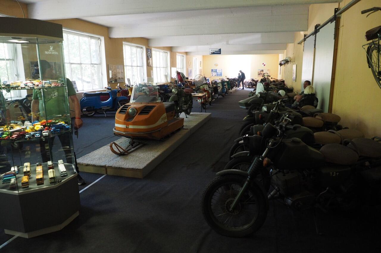 Bild ohne Beschreibung Bild ohne Beschreibung