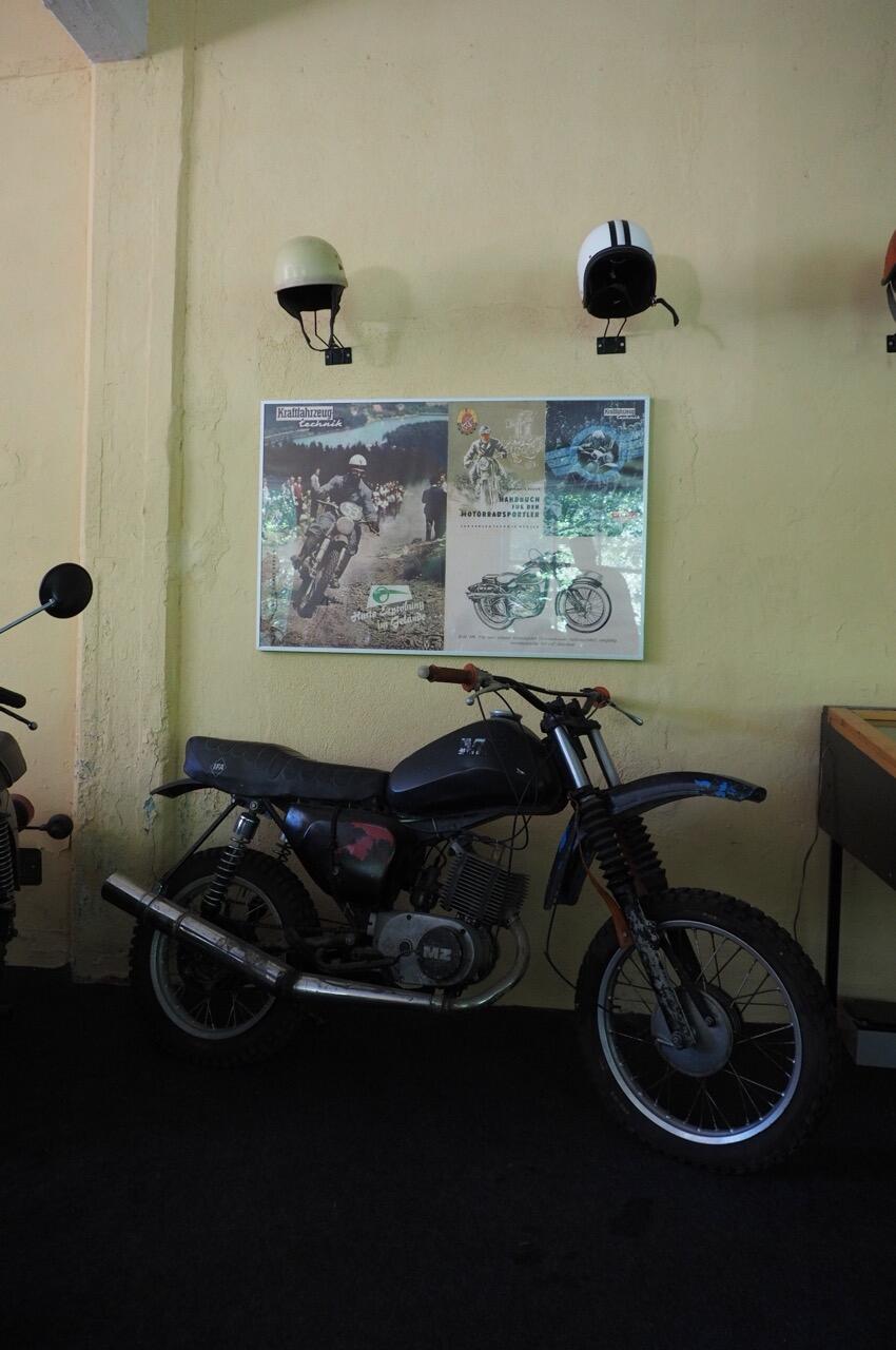 Bild ohne Beschreibung Bild ohne Beschreibung