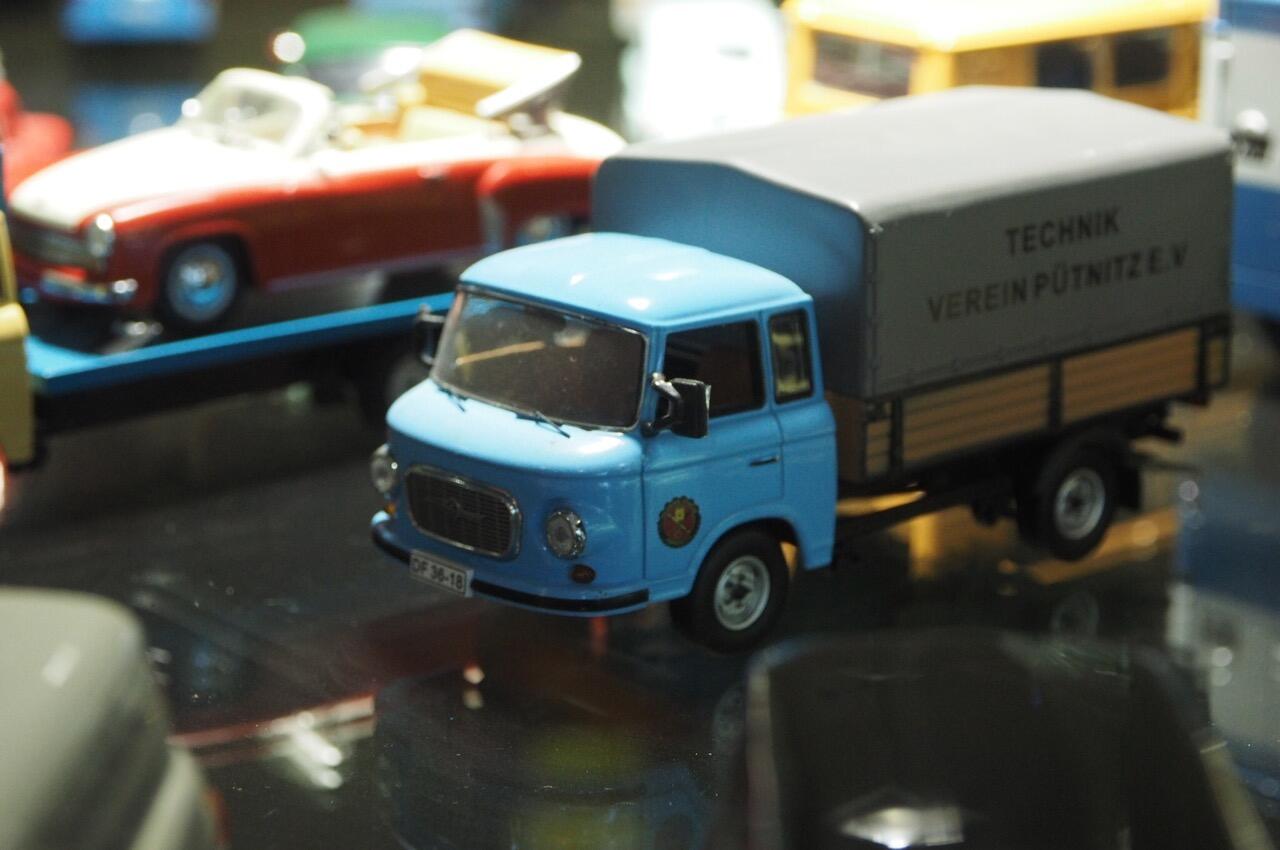 Bild ohne Beschreibung Bild ohne Beschreibung