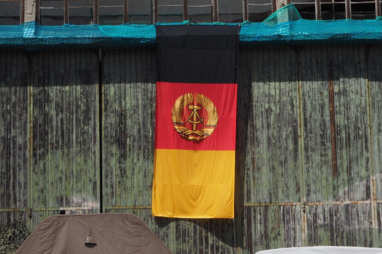 Bild ohne Beschreibung Bild ohne Beschreibung