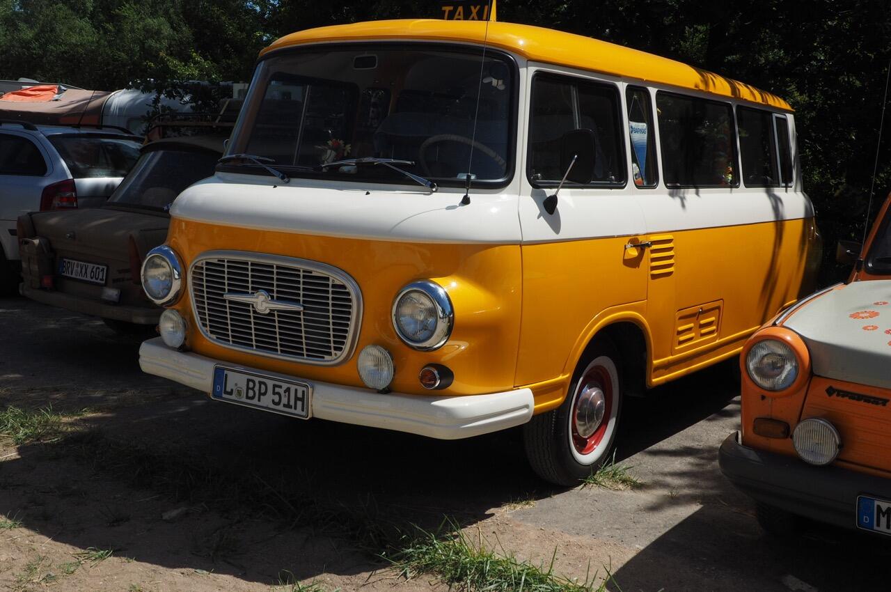 Bild ohne Beschreibung Bild ohne Beschreibung