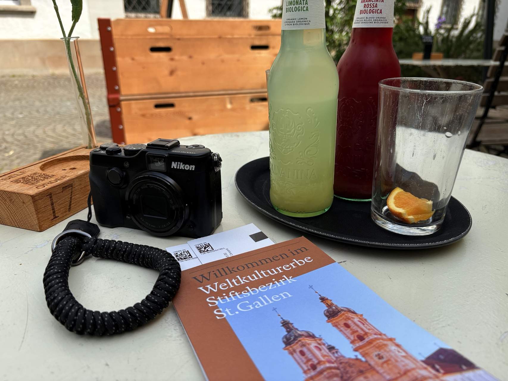 Bild ohne Beschreibung Bild ohne Beschreibung