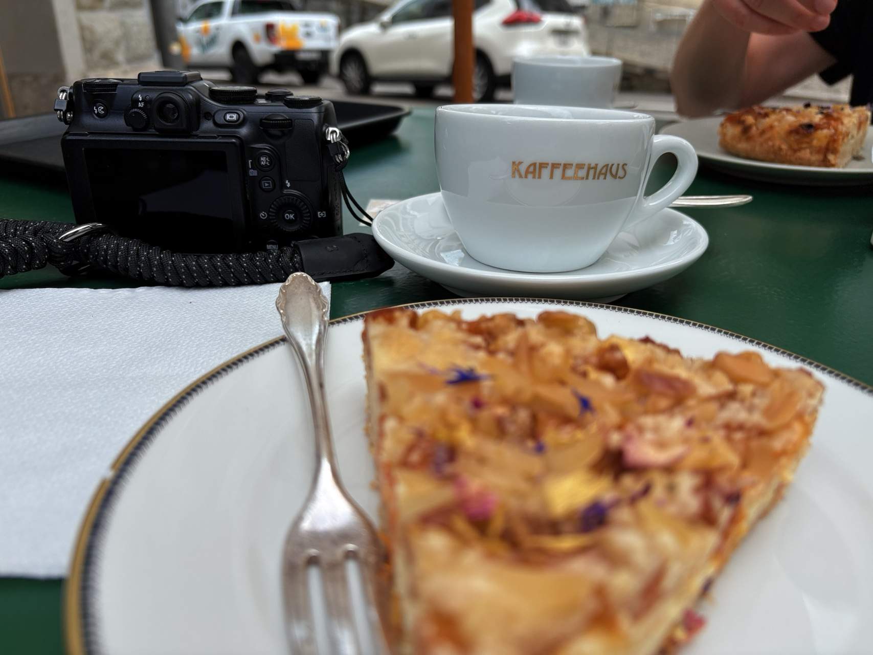 Bild ohne Beschreibung Bild ohne Beschreibung