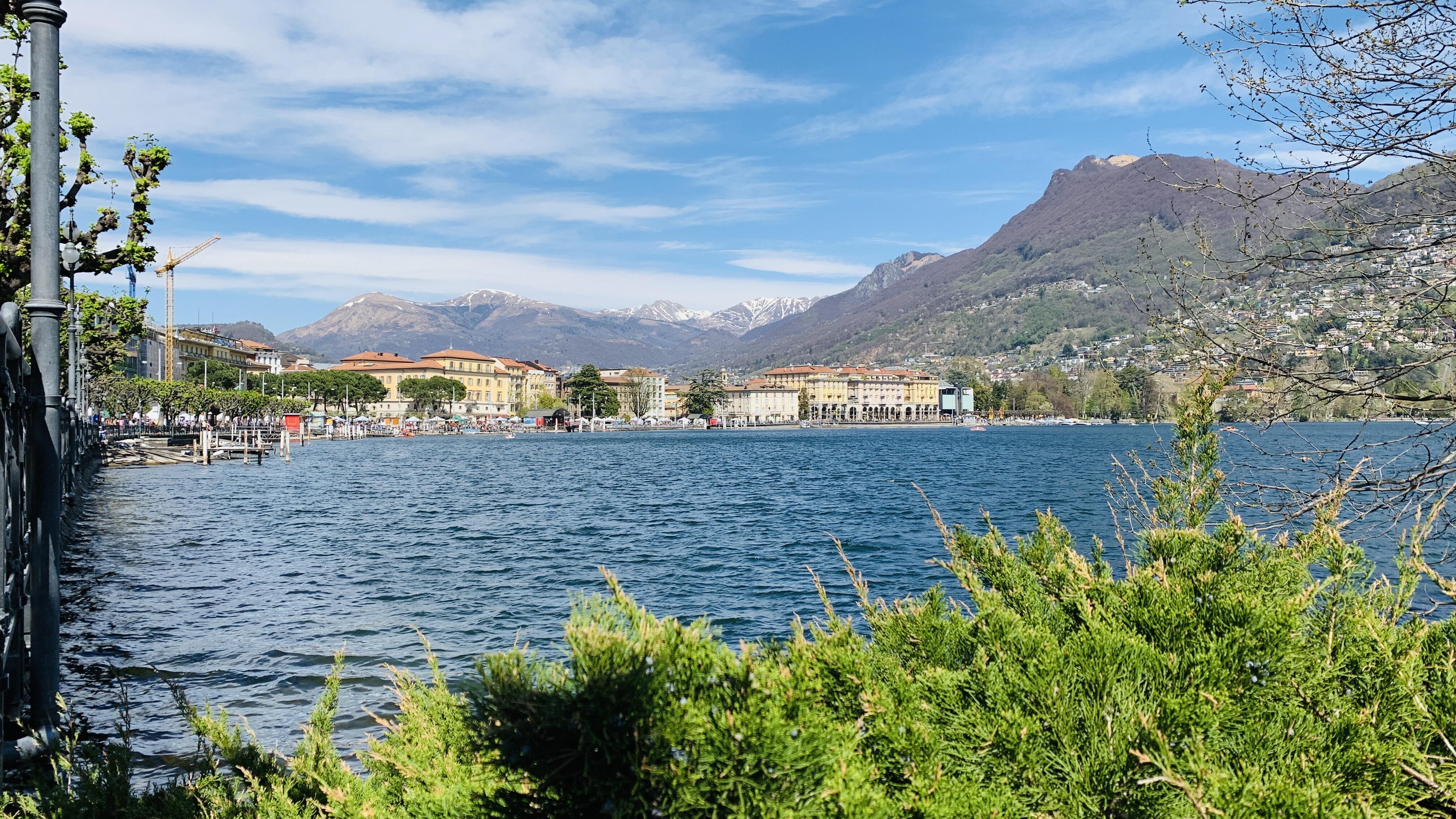 Bild ohne Beschreibung Bild ohne Beschreibung