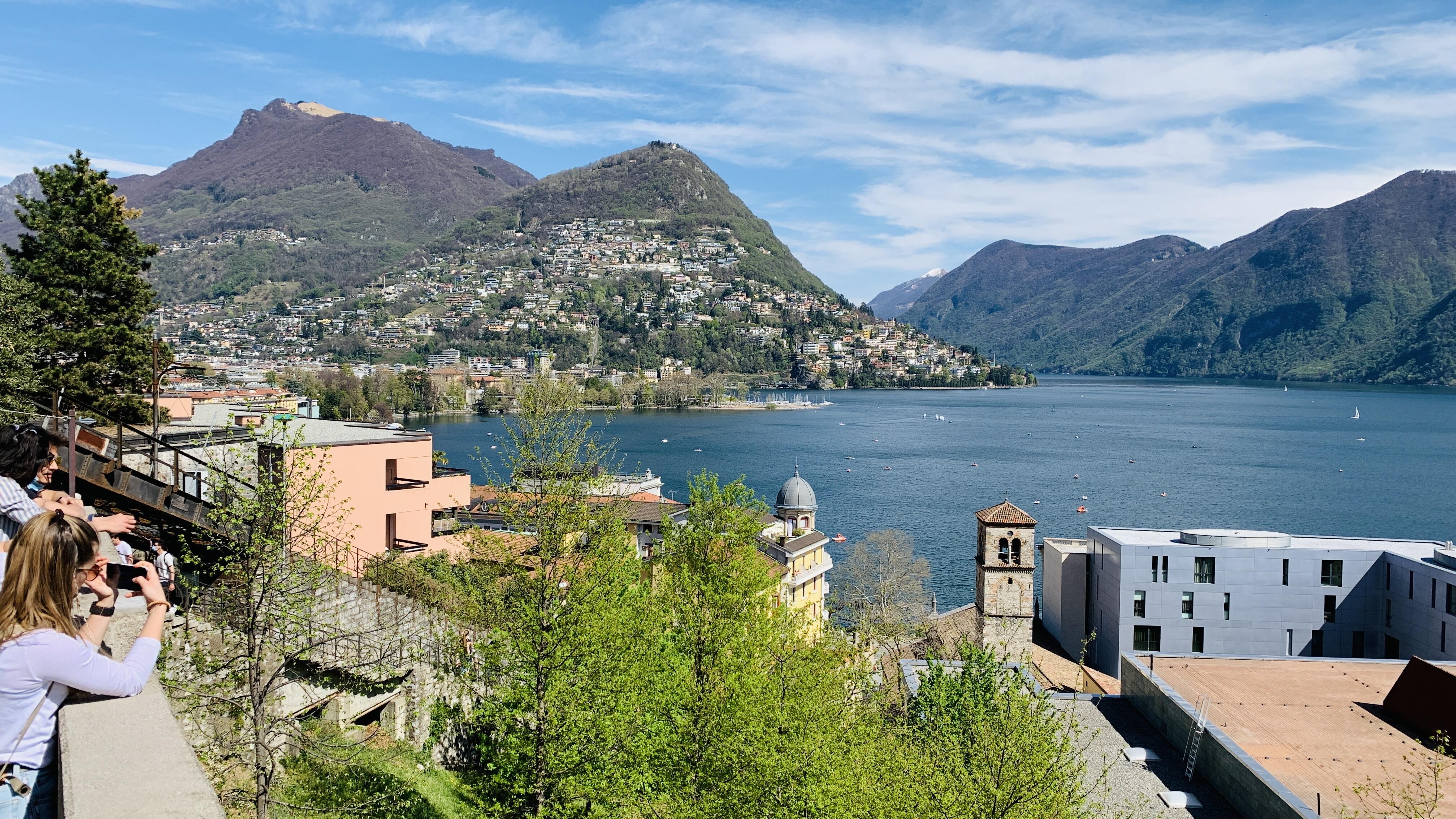 Bild ohne Beschreibung Bild ohne Beschreibung