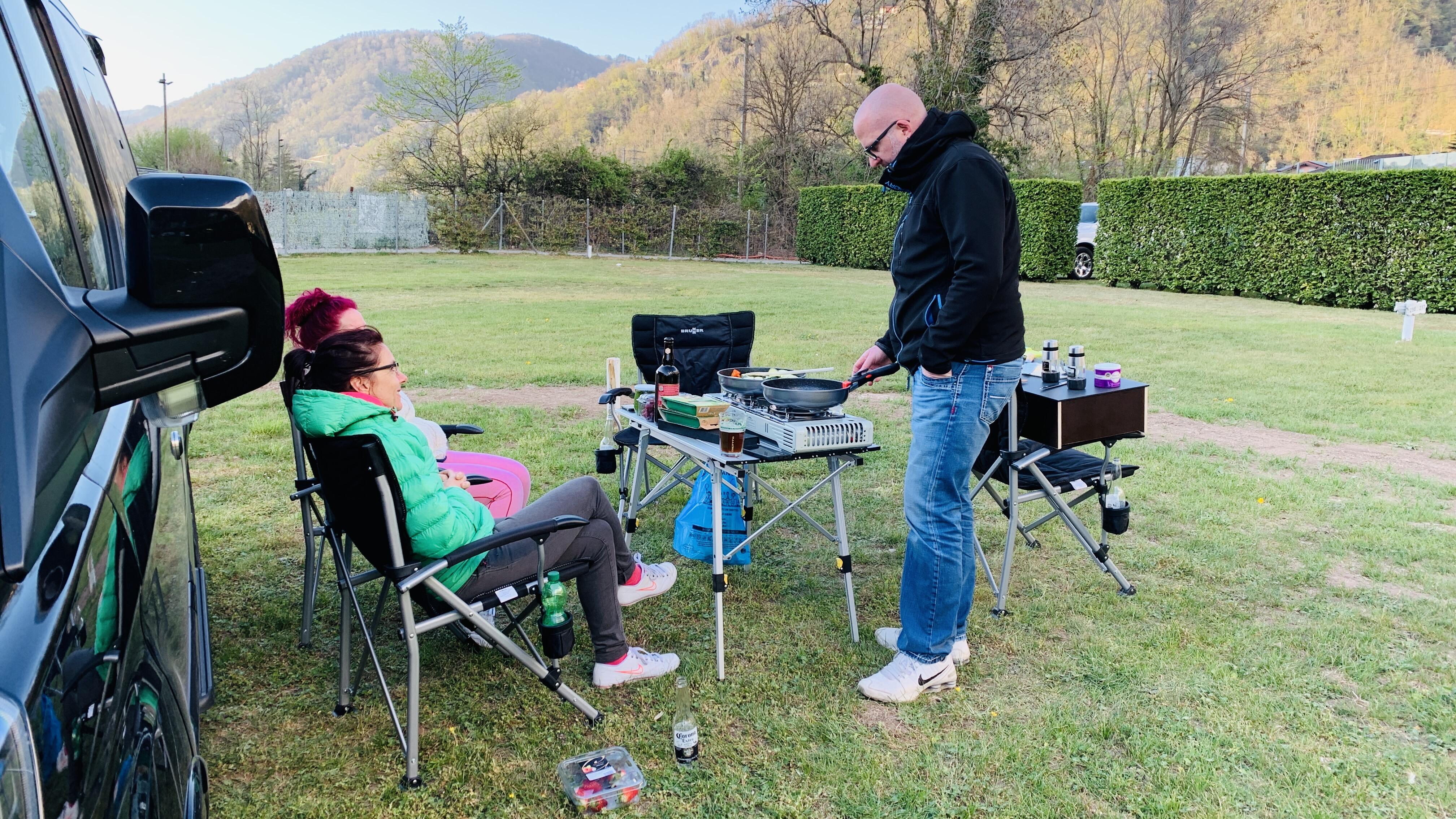 Bild ohne Beschreibung Bild ohne Beschreibung