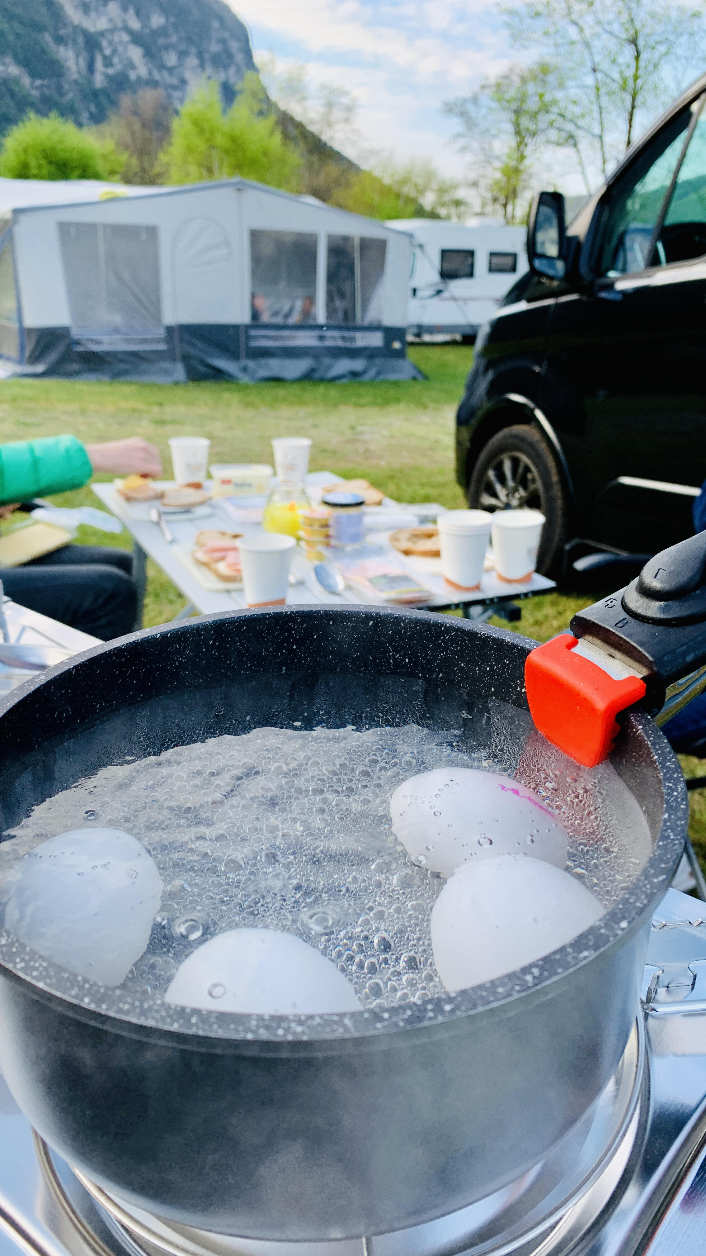 Bild ohne Beschreibung Bild ohne Beschreibung