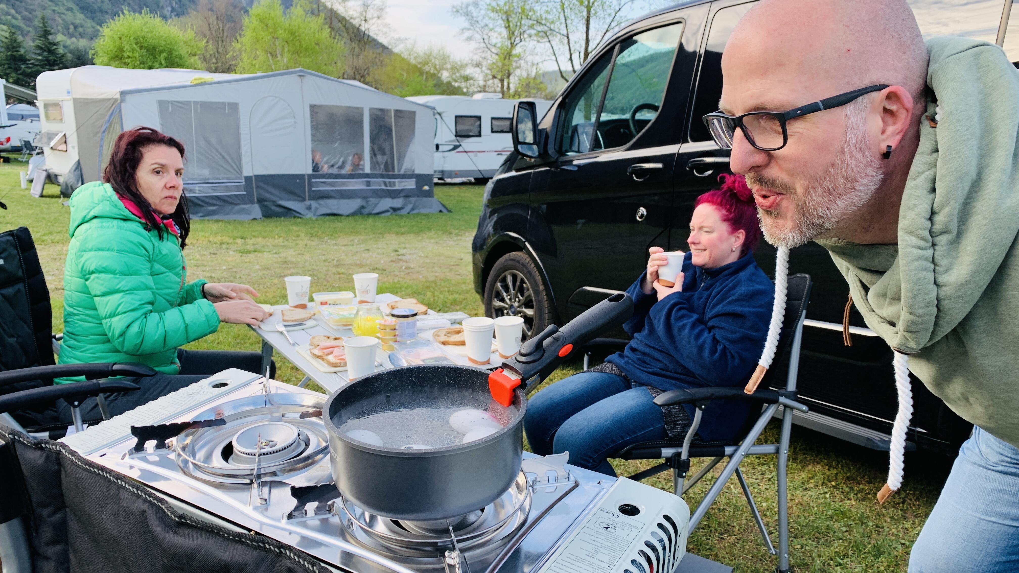 Bild ohne Beschreibung Bild ohne Beschreibung