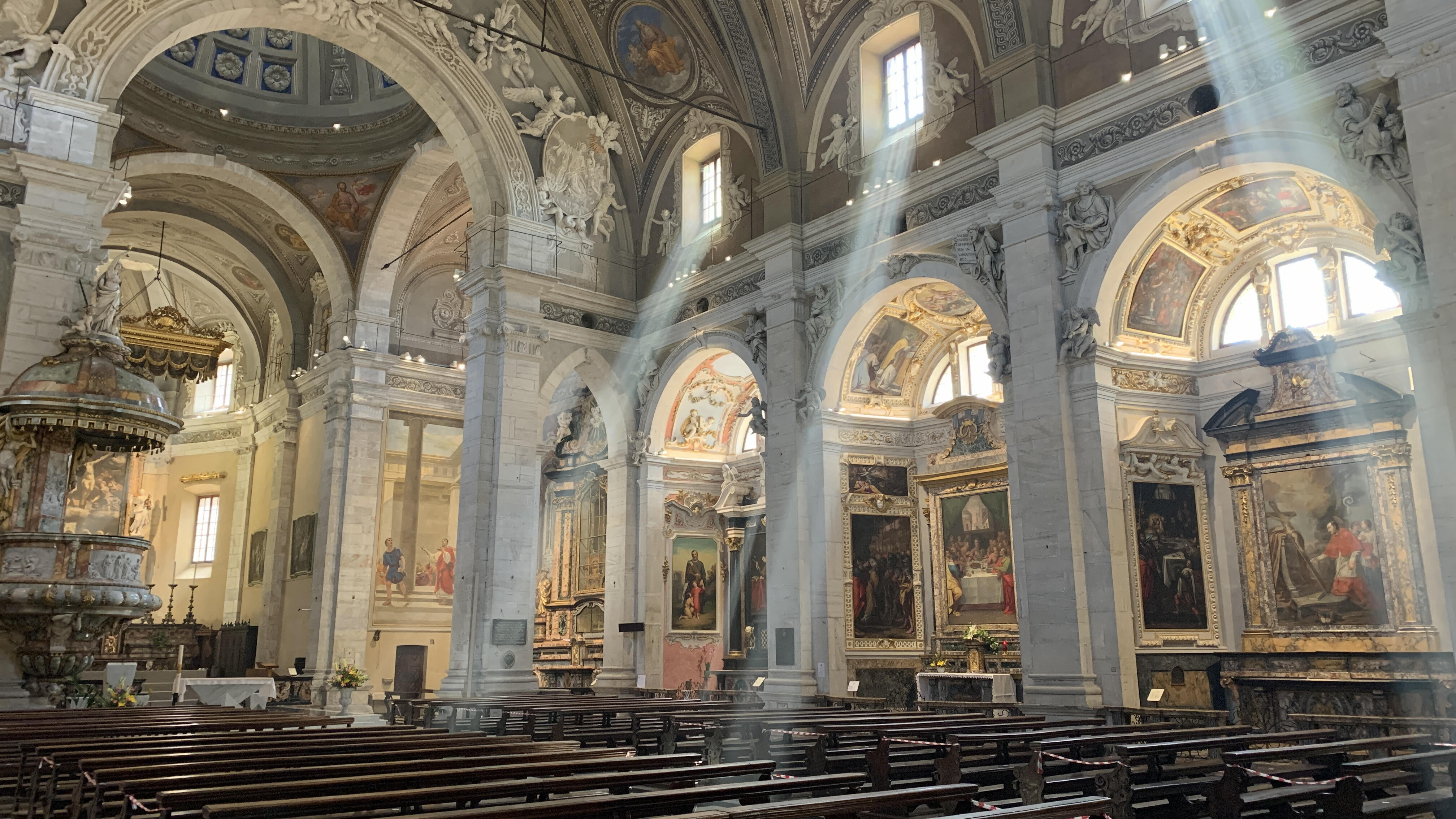 Bild ohne Beschreibung Bild ohne Beschreibung