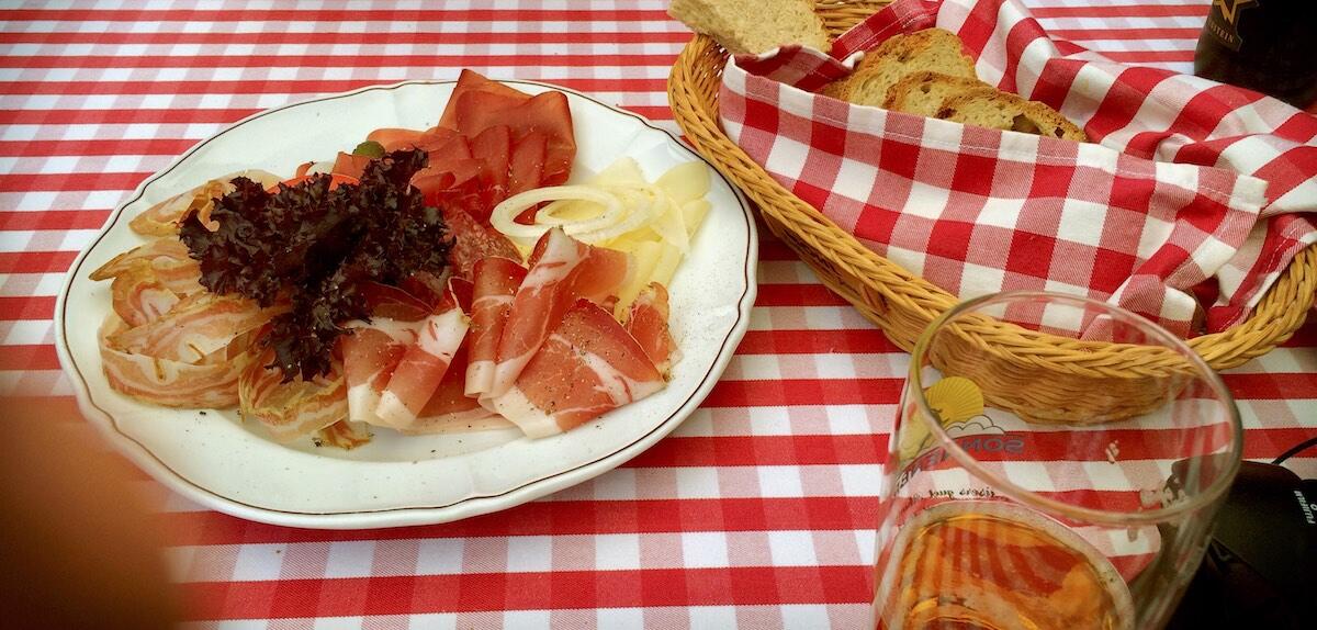 Bild ohne Beschreibung Bild ohne Beschreibung