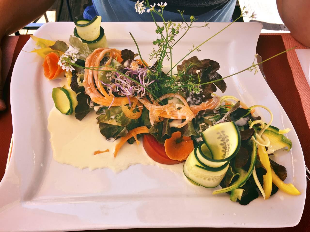 Bild ohne Beschreibung Bild ohne Beschreibung