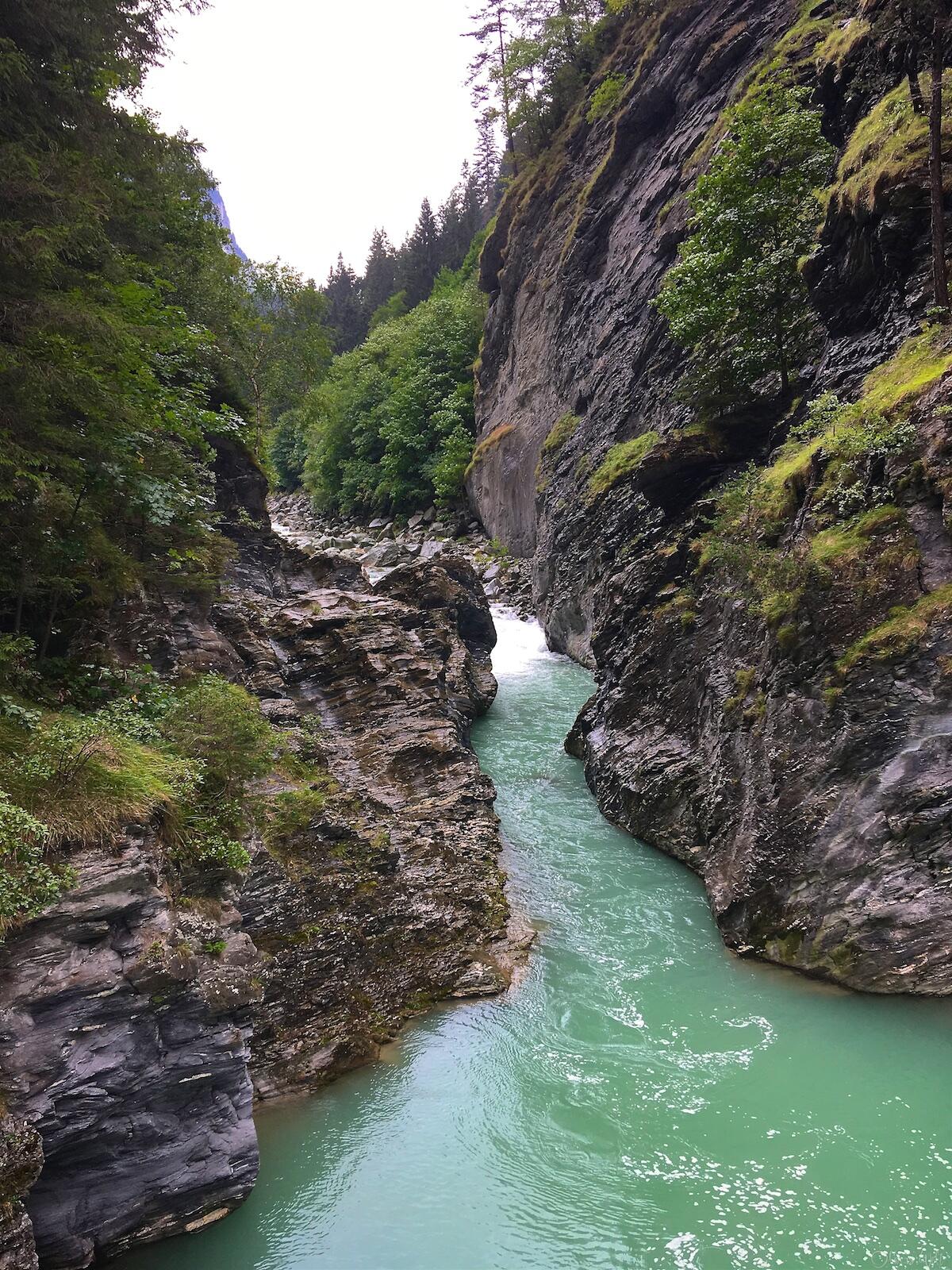 Bild ohne Beschreibung Bild ohne Beschreibung