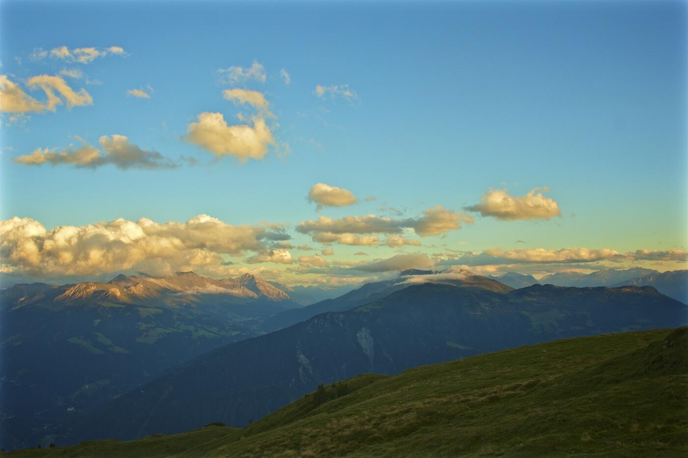 Bild ohne Beschreibung Bild ohne Beschreibung