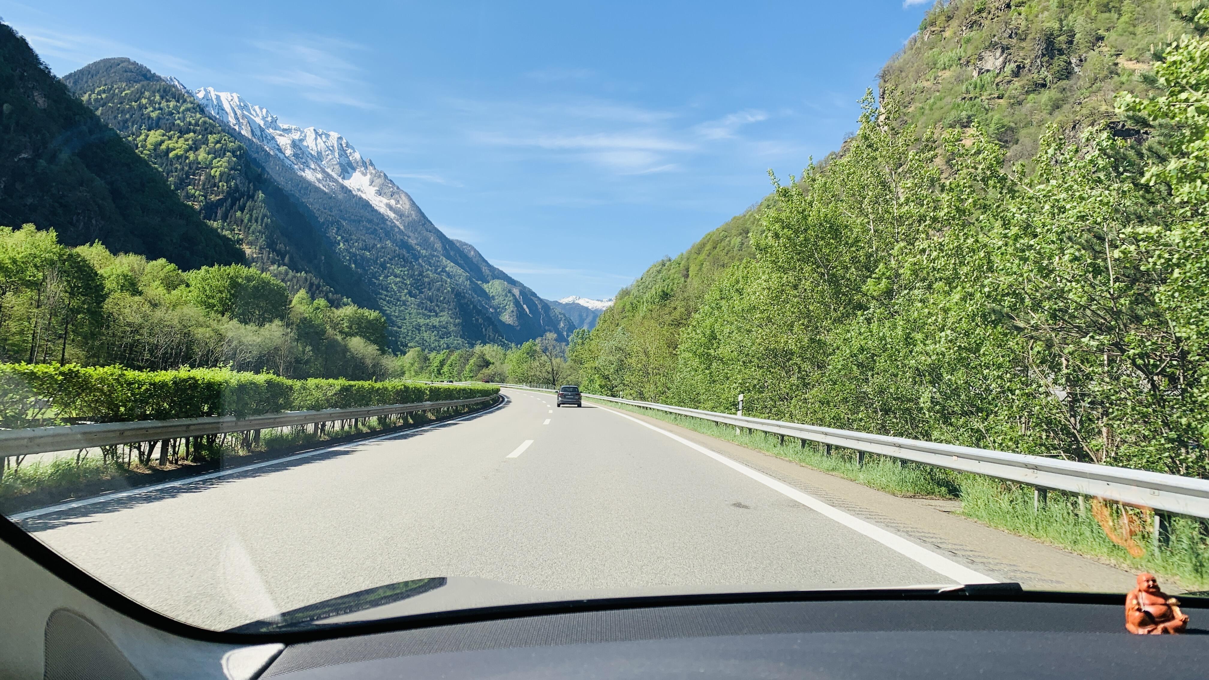 Bild ohne Beschreibung Bild ohne Beschreibung