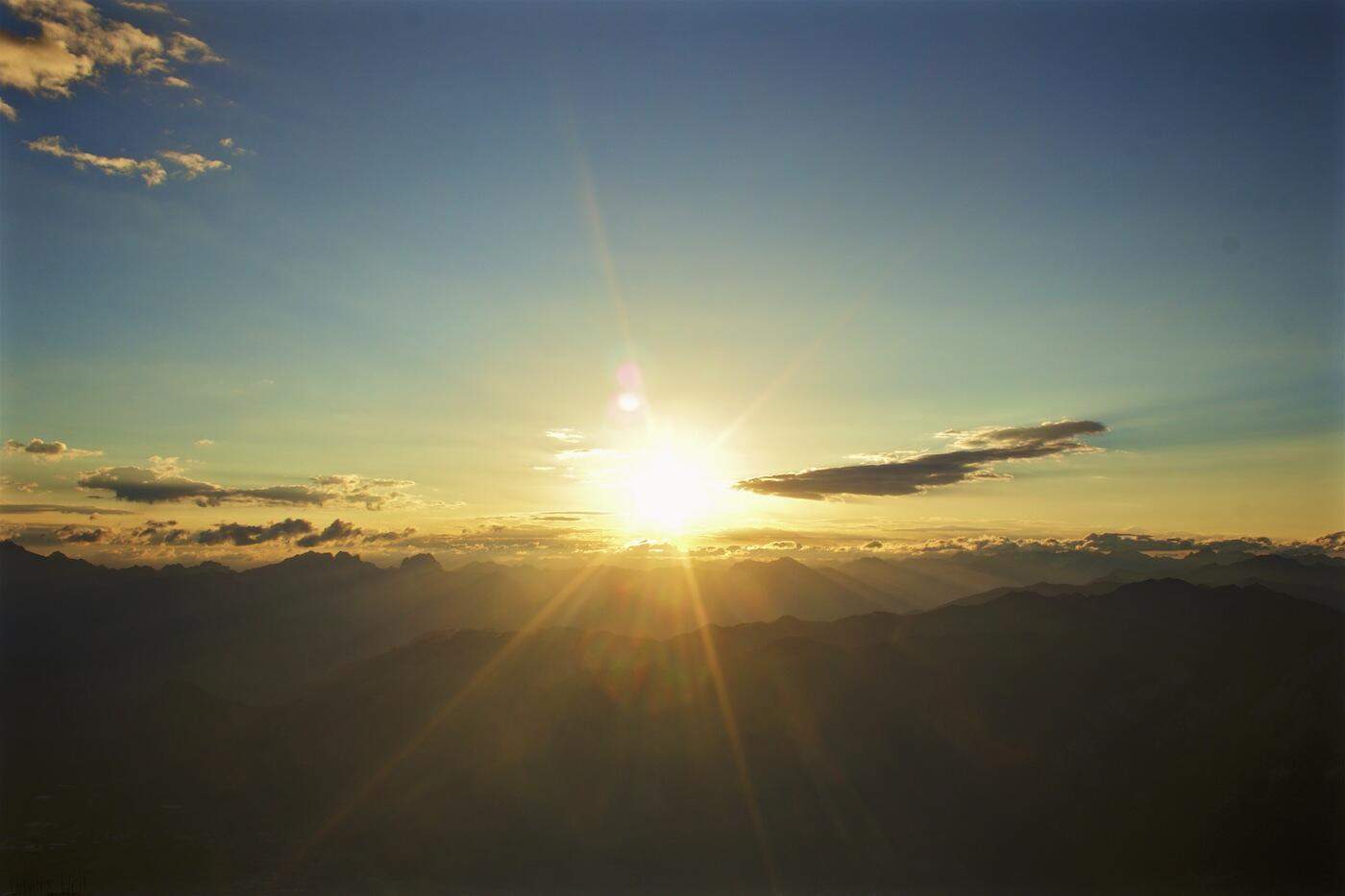 Bild ohne Beschreibung Bild ohne Beschreibung