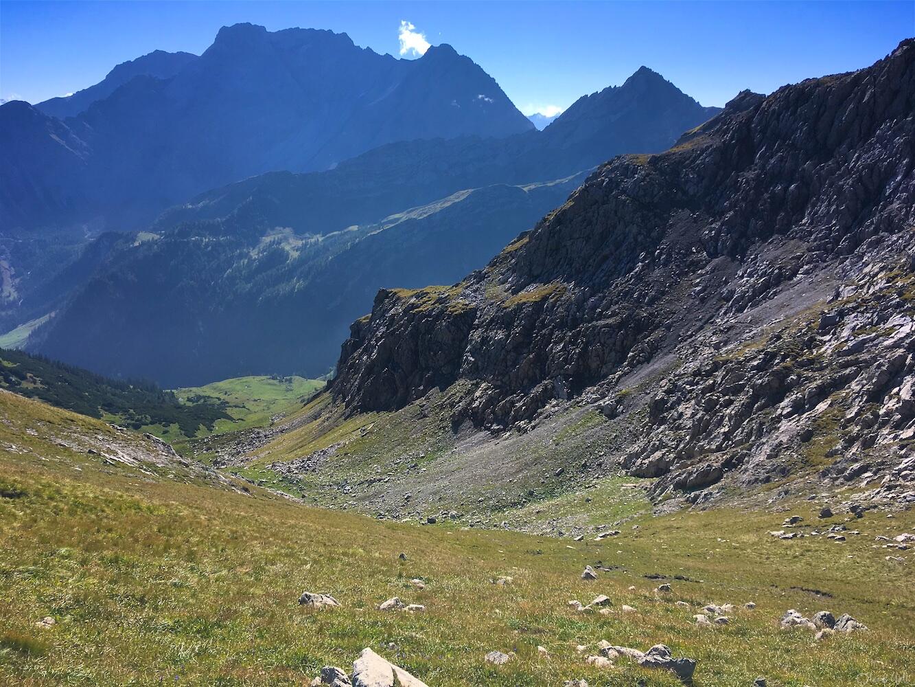 Bild ohne Beschreibung Bild ohne Beschreibung