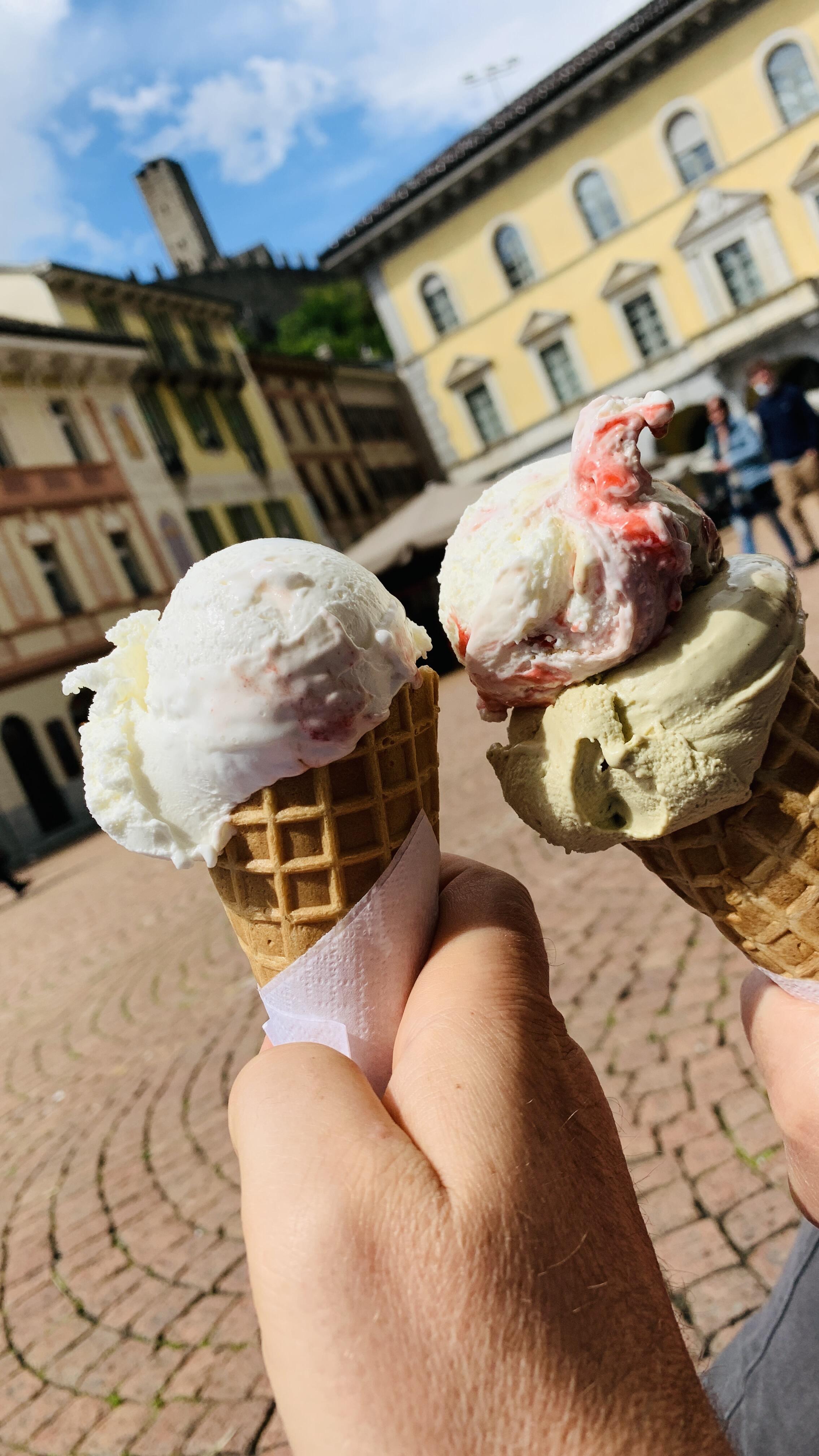 Bild ohne Beschreibung Bild ohne Beschreibung