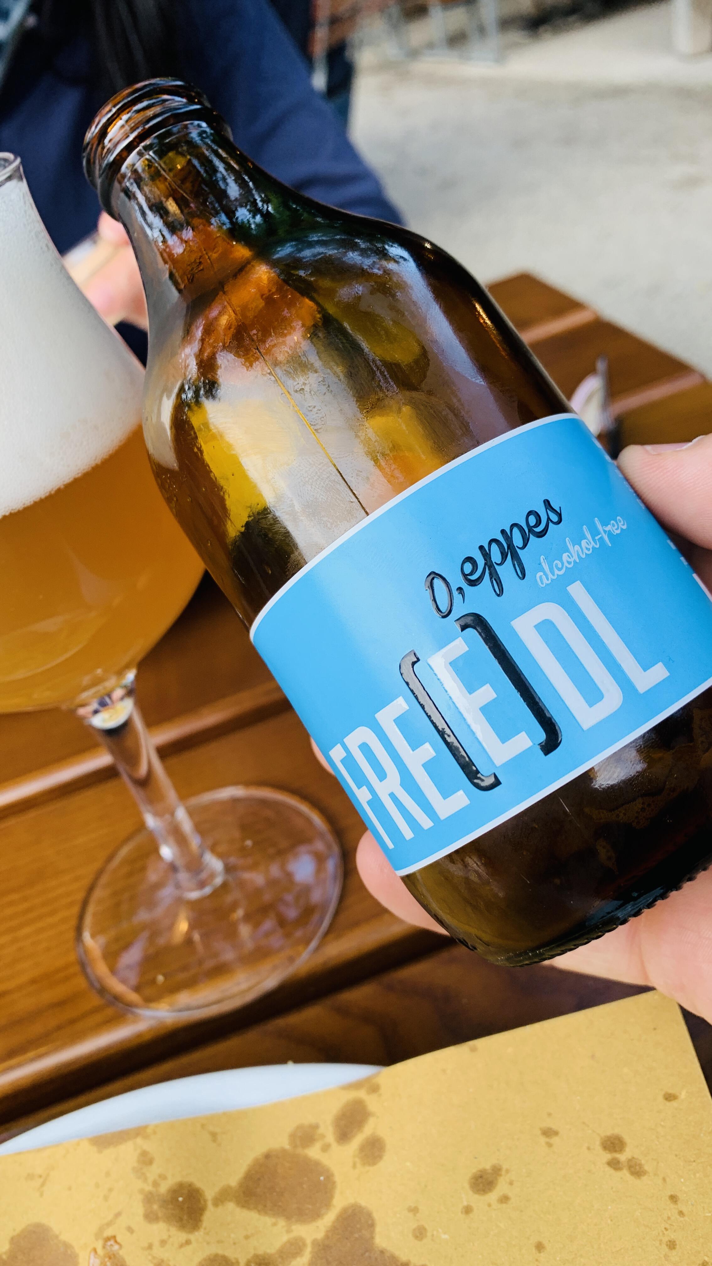 Bild ohne Beschreibung Bild ohne Beschreibung