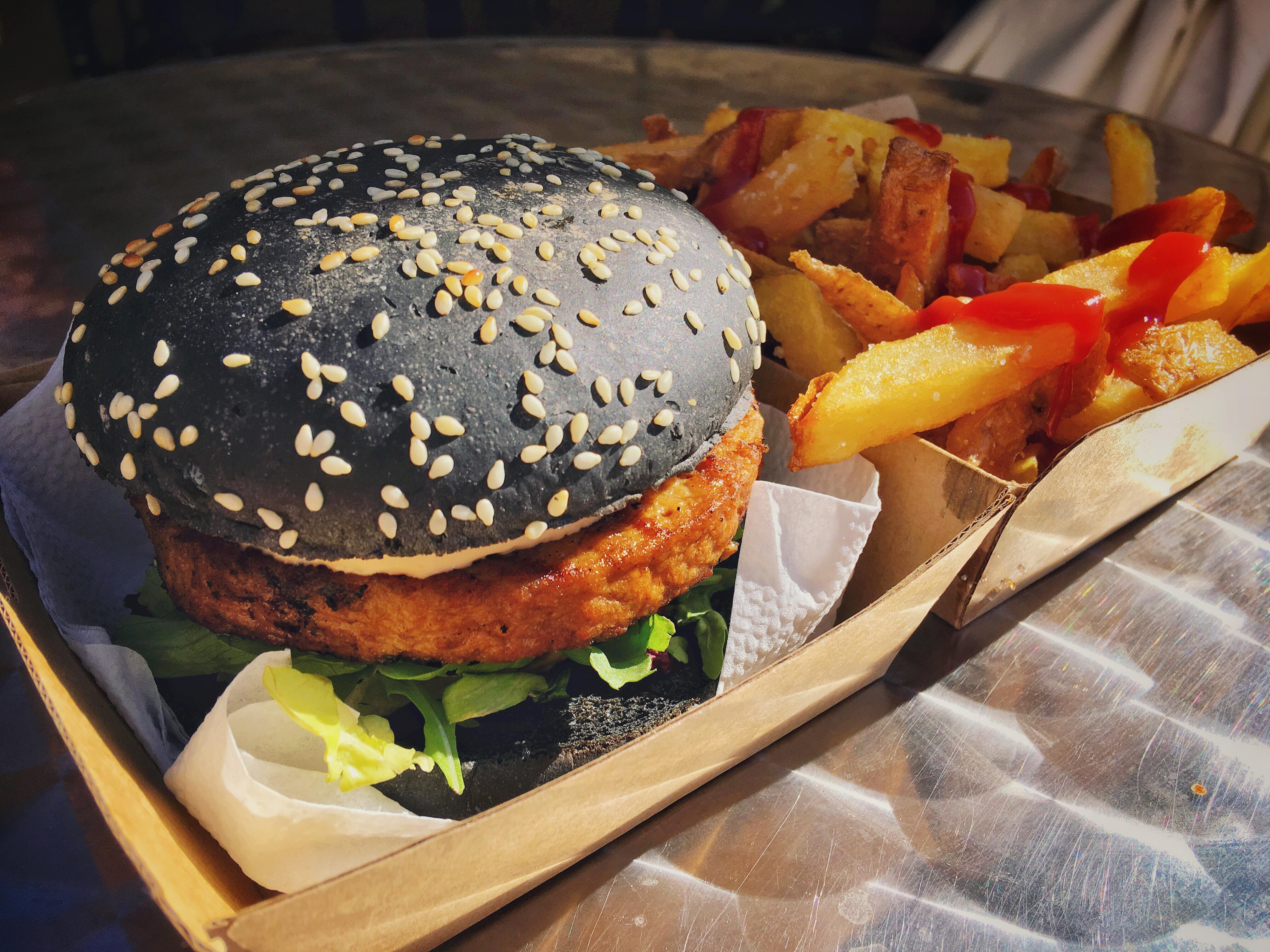 Bild ohne Beschreibung