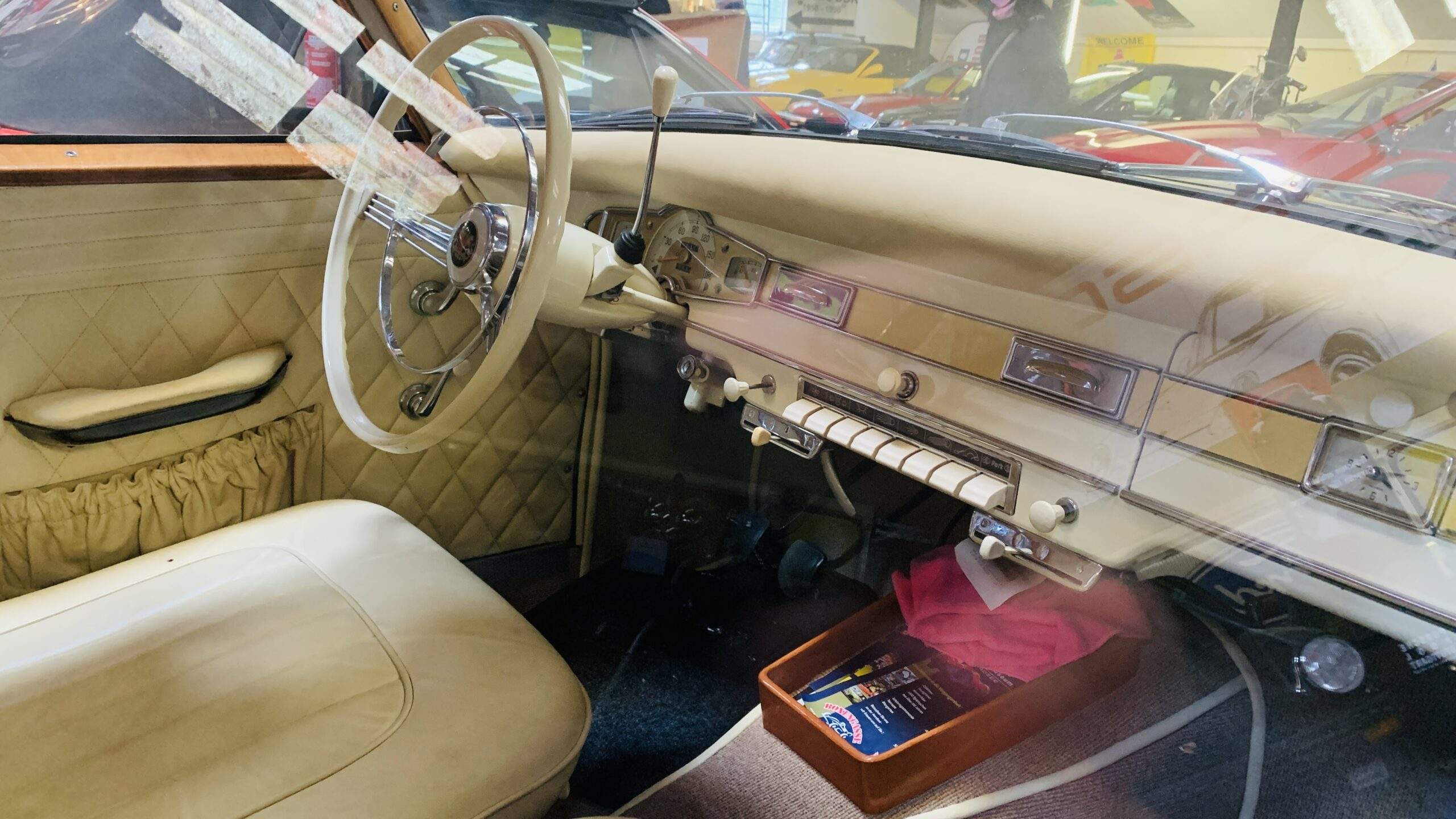 Bild ohne Beschreibung Bild ohne Beschreibung