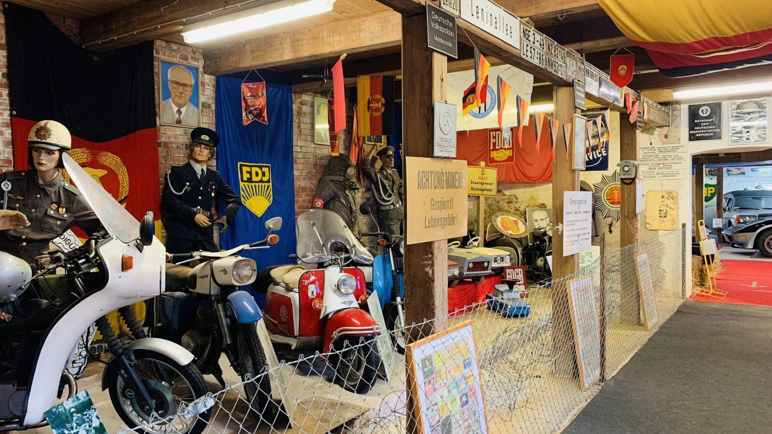 Bild ohne Beschreibung Bild ohne Beschreibung