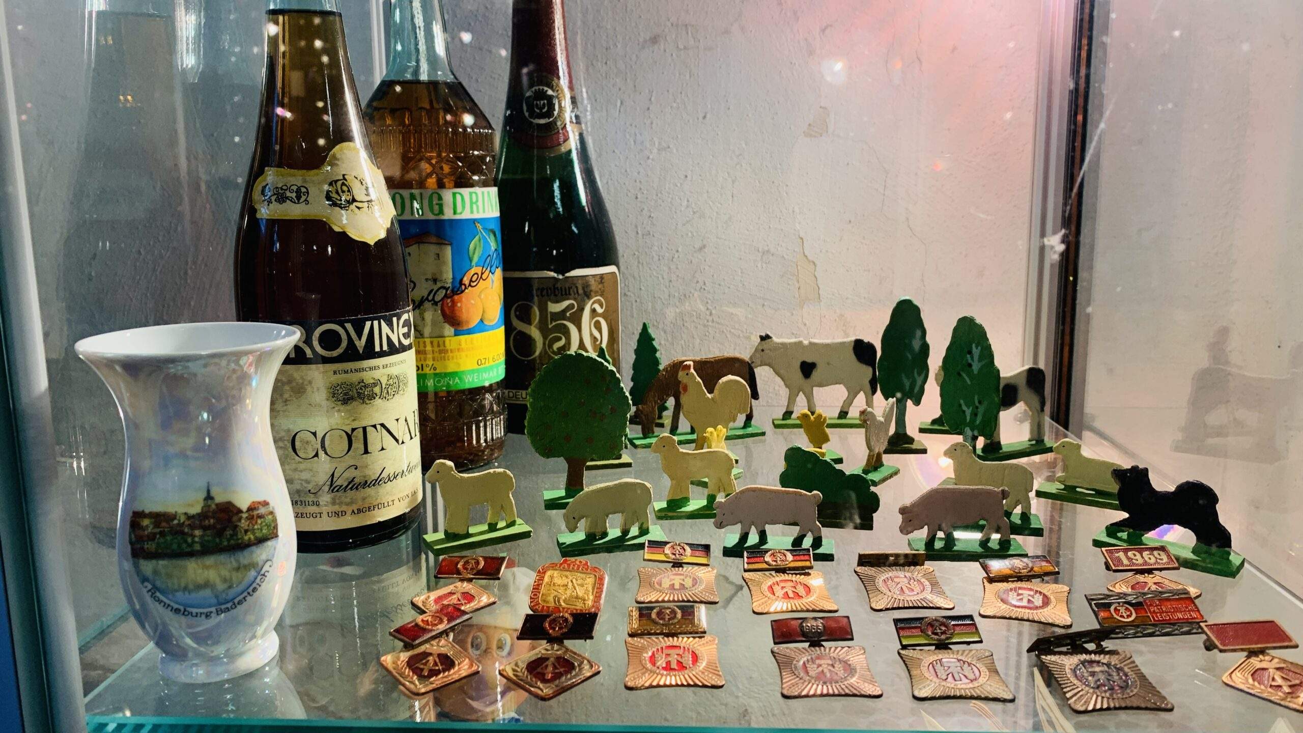 Bild ohne Beschreibung Bild ohne Beschreibung